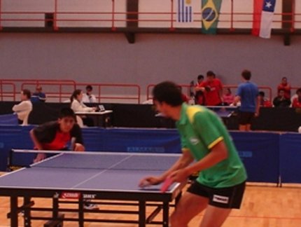 EFRAIM ABRE JOGOS CONTRA O PERU