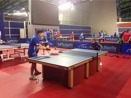Giulia Takahashi e Hideo Yamamoto participam da Semana Global do ITTF Hopes