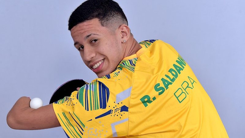 Ryan Saldanha é um dos 33 jovens que estão no trei