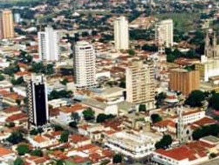 PÚBLICO PRESTIGIA EVENTO DA PREFEITURA DE OURINHOS