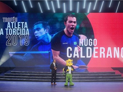 Com quase metade dos votos, mesa-tenista Hugo Calderano é eleito o Atleta da Torcida na temporada 2019