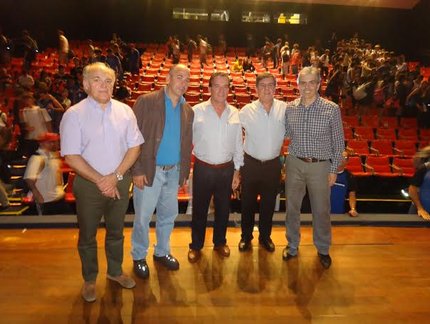 Consultor da CBTM promove palestra ao lado de ex-campeão mundial