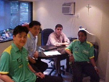 PRESIDENTE DA CBTM SE ENCONTRA COM MESA-TENISTAS