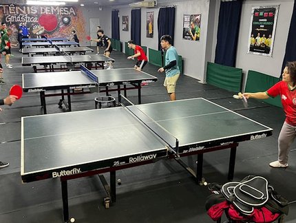 Técnico da Seleção Brasileira, Jorge Fanck investe no tênis de mesa do clube em que foi revelado