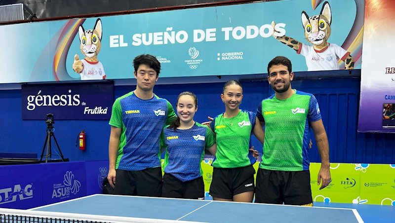 Carlos Ishida, Laura Watanabe, Giulia Takahashi e