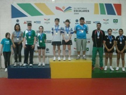 VÍDEO COM A DUPLA CAMPEÃ DO TORNEIO FEMININO POR EQUIPES