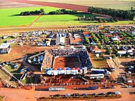 DIA DO TRABALHADOR TERÁ ESPORTE E SHOWS EM CHAPADÃO DO SUL