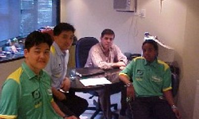 PRESIDENTE DA CBTM SE ENCONTRA COM MESA-TENISTAS