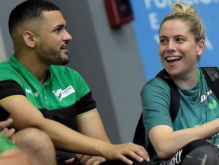 Seis vezes medalhista paralímpica, Kelly van Zon marca presença em Blumenau