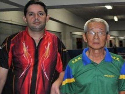 MESATENISTA SE PREPARA PARA JOGOS DE LONDRES EM 2012