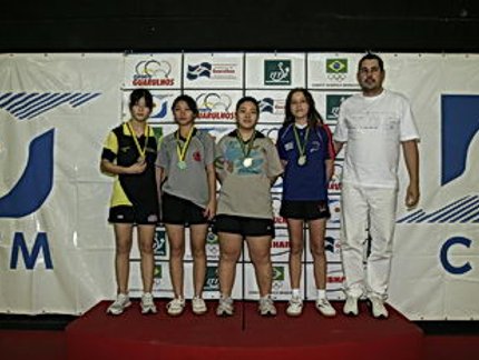 PÓDIO RATING E FEMININO
