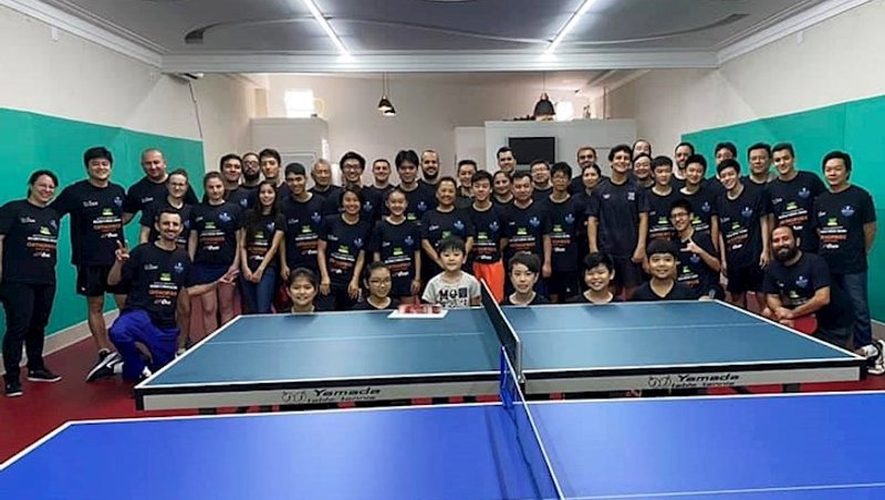 Professores e alunos do Match Point, o novo clube 