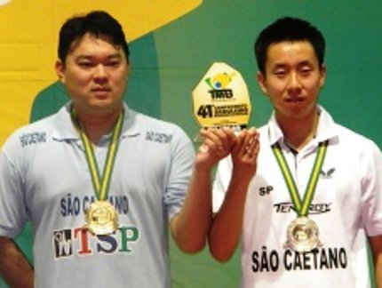 TSUBOI SUPERA HUGO HOYAMA E CÍRCULO ITALIANO FICA COM O OURO