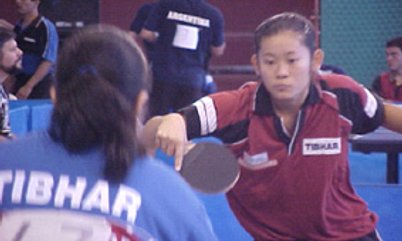 MENINAS VENCEM E JOGAM POR MEDALHA