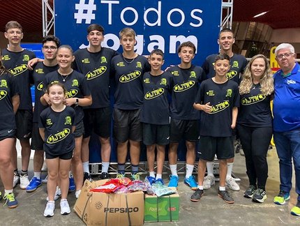 Campanha de doação de balas para crianças carentes da Associação Jauense de Tênis de Mesa recebe apoio e adesão da CBTM