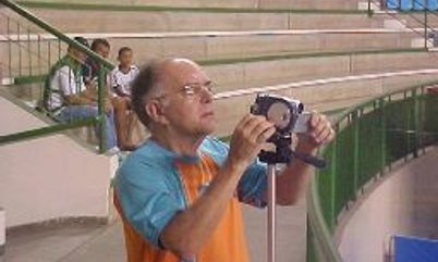 TÉCNICO BAIANO USA FILMAGENS PARA TREINAR ATLETAS