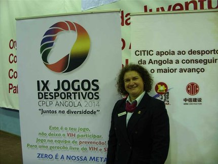 Árbitra brasileira Leonor Demário ministra curso da ITTF em Angola