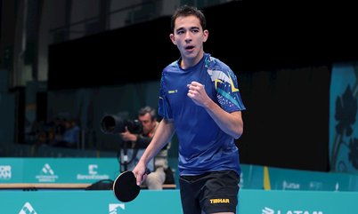 Hugo Calderano bate mais dois adversários e garante vaga nas semifinais do WTT Star Contender Ljubljana