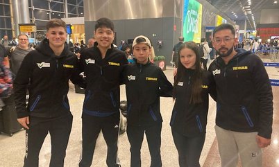 Promessas do tênis de mesa brasileiro fazem ‘training camp’ com Ren Gouqiang na China