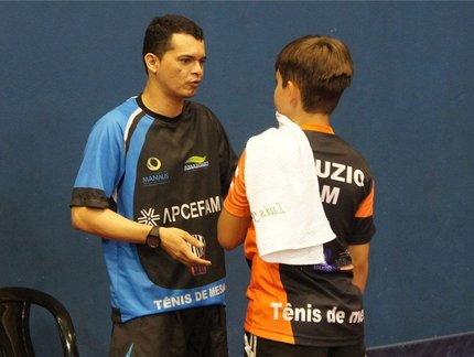 Brasileiro 2015: Maior campeão presente, Israel Barreto tenta passar experiência como treinador
