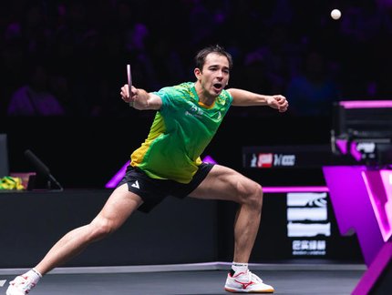 Hugo Calderano vence Tomislav Pucar e avança às quartas de final do WTT Champions Chongqing