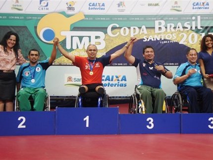 Atleta da Sadef de Natal comemora o título na Classe 4