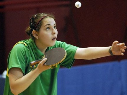 BATE-BOLA COM MARIANY NONAKA