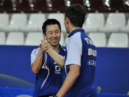 Aberto da Suécia: Hugo Calderano e Gustavo Tsuboi batem japoneses, vão às semis nas duplas e já garantem bronze