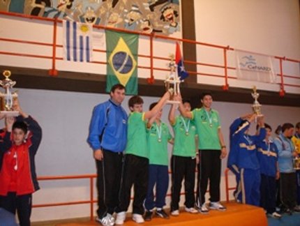 É CAMPEAO TAMBÉM NO MASCULINO!!!!!!!!!!!