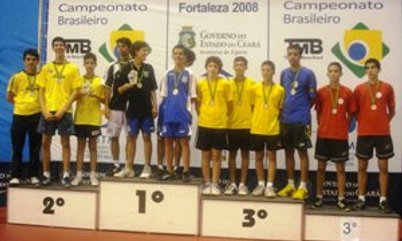 ESTRELA DE OURO/SANTOS BRILHOU EM VÁRIAS CATEGORIAS