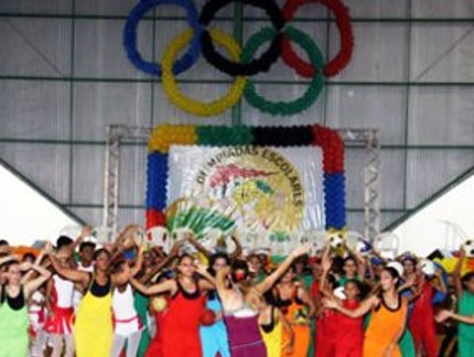 PREFEITO ABRE VII OLIMPÍADAS ESCOLARES DE PALMAS