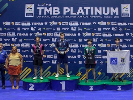 Lucas Romanski supera Davi Fujii e fica com o título do Sub-15 do TMB Platinum - Campeonato Brasileiro