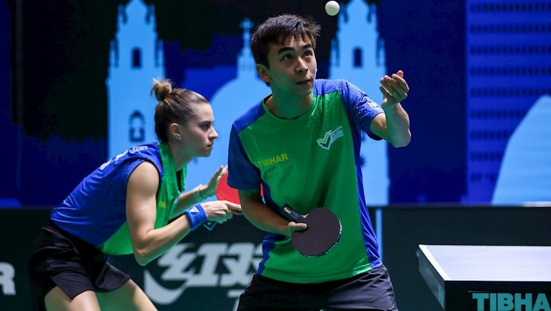 Vitor Ishiy e Bruna Takahashi garantiram medalha e