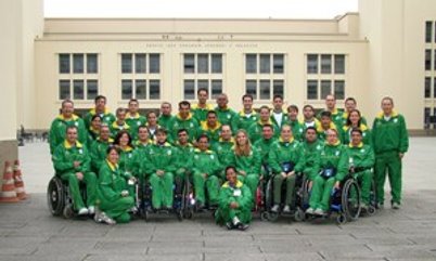 DELEGAÇÃO PARAOLÍMPICA É HOMENAGEADA PELA AMAN