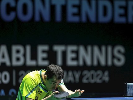 Hugo Calderano tem trabalho, vence Brian Afanador e avança às quartas do WTT Contender Rio