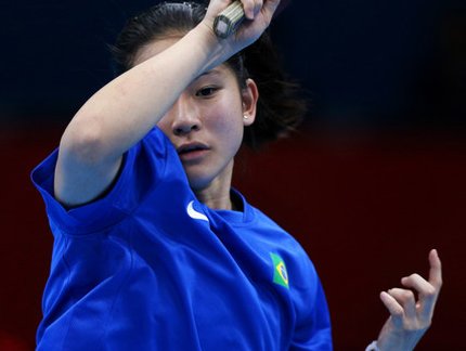 Caroline Kumahara joga bem e vence coreana na estreia do Individual