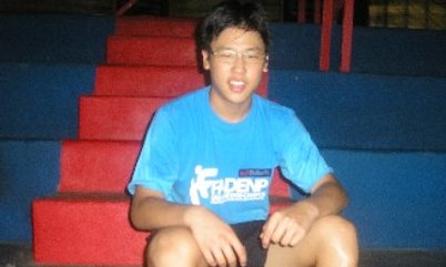 DOUGLAS TOMIOKA FATURA VAGA NO MASCULINO