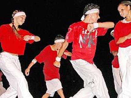 OFICINAS CULTURAIS INICIAM FESTIVIDADES DE FIM DE ANO EM SÃO SEBASTIÃO