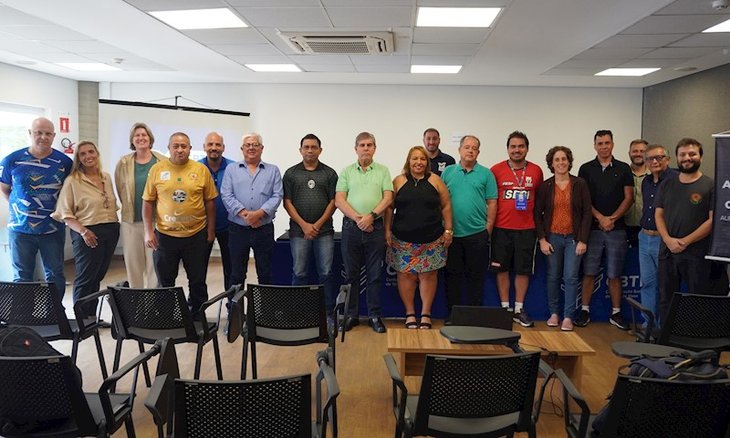 Dirigentes reunidos para a Assembleia Geral Ordiná