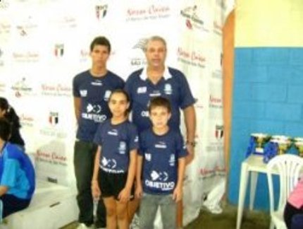 EQUIPE DE OURINHOS COMEMORA PARTICIPAÇÃO NO TORNEIO DA FPTM