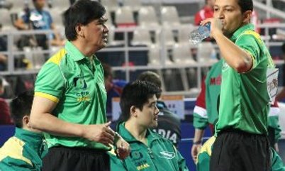 TÉCNICO NAS PRINCIPAIS PÁGINAS DA CHINA