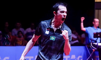 Hugo Calderano garante mais uma vitória de virada e conquista o título do WTT Contender Mascate
