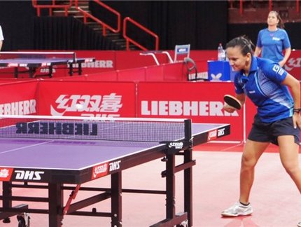 Ligia e Jéssica ganham o primeiro jogo da fase de grupos do torneio Individual na França