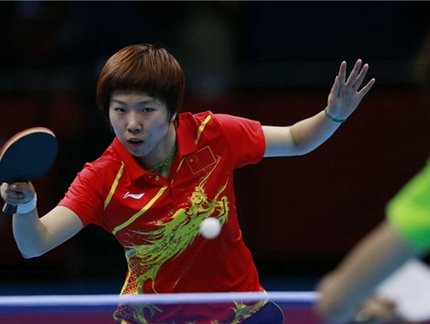 Li Xiaoxia garante mais uma medalha de ouro ao lado de Yue Guo