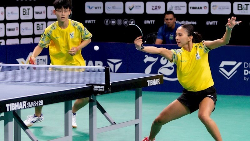 Leonardo Iizuka e Giulia Takahashi representam o B