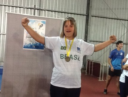Maria Fernanda Costa, 13 anos, conquista bronze nos Jogos Desportivos Sul-Americanos dos Surdos