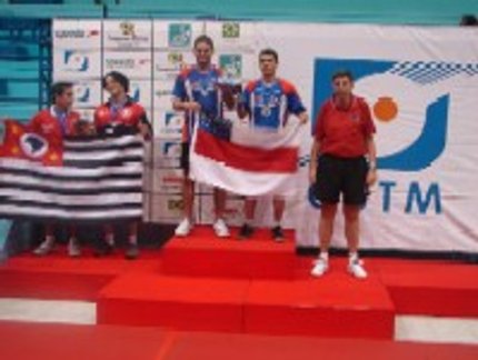 PREMIAÇÃO ABSOLUTO A MASCULINO DE CLUBES
