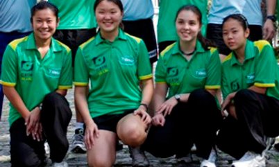 DUPLA FEMININA PERDE POR W.O.