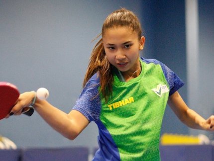 Giulia Takahashi chega às quartas de final e está a um passo de garantir medalha no WTT Youth Contender da Eslováquia
