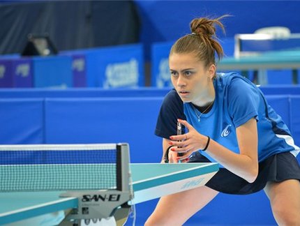 Depois de ouros no Pan Juvenil, Bruna Takahashi ganha posições no ranking mundial